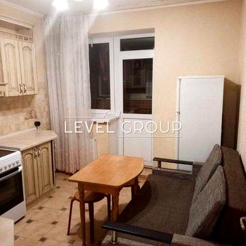 Однокімнатна квартира пішки м.Академмістечко з ремонтом ЖК, Наумова 66 ЖК Зелений мис