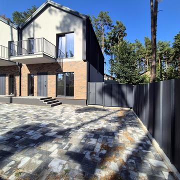 Толстого, 20