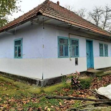 Продається будинок в Хотинському районі с. Білівці Чернівецької обл