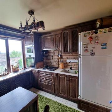 Продаж 3 кімнатної квартири, червона лінія мкрн. ЮВІЛЕЙНА