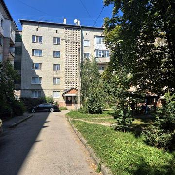 3к квартира, цегляний будинок
