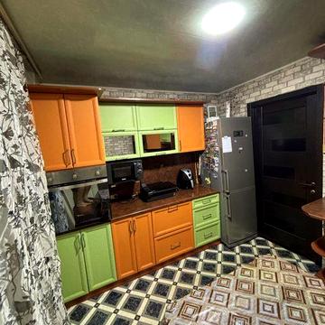 Продам 3-х кімнатну квартиру м. Шахтарське