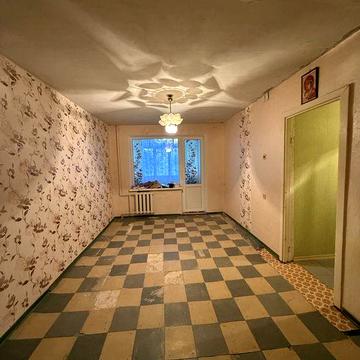 Продам 2х комнатную квартиру по ул.Десантная