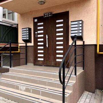 Продаж 4 кімнатної квартири з можливістью розширити мансардою