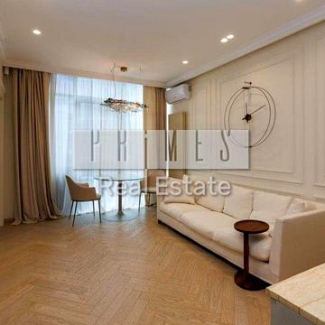 Драгомирова, Новопечерські Липки, 50м2, Дизайнерський ремонт, ЖК Новопечерські липки