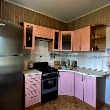 Оренда 2кімн. квартири можливо з гаражем поруч. по вул. Ризька.