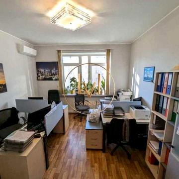 Квартира 4 кімнатна по вул. Провіанська 3