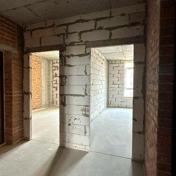В продажі 1-кімнатна квартира площею 37м2. Варіант під оренду
