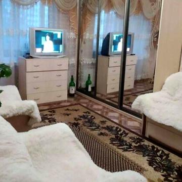 Продається 3-кімнатна квартира, вул. Сержа Лифаря, Троєщина.