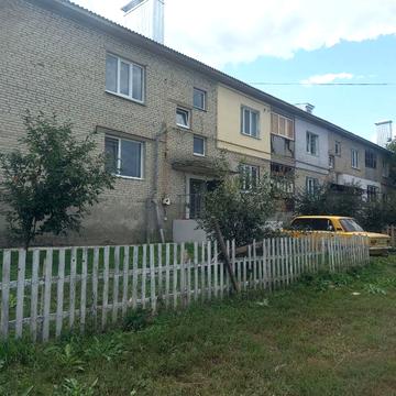 молодіжна, 1