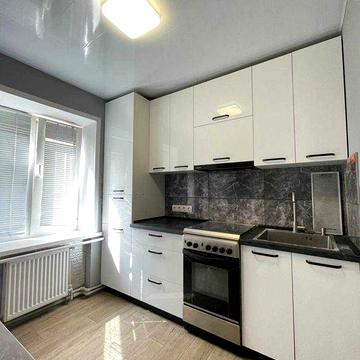 Продаж 1кімн кв-ри, з меблями та технікою, Новомиколаївка