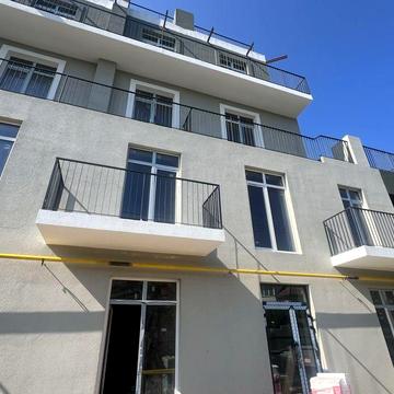 Без %, можна заходити на ремонт, свій басейн в будинку, тераса