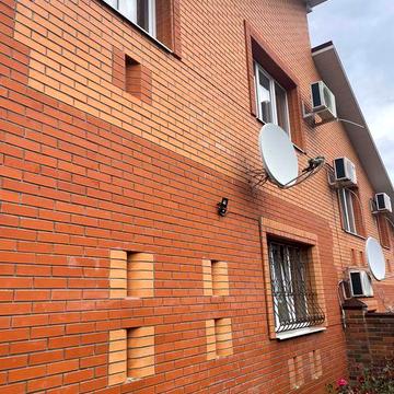 Сдам танхаус на початку Роменськой ( район Оболонь)