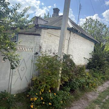 Продаж будинку на 2 занасипі