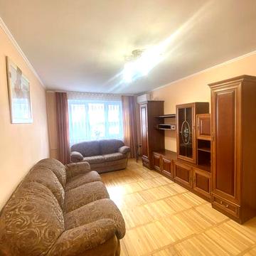 Продам 3 кімнатну квартиру,вул. Кравчука