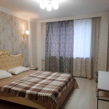 Продам 5-к квартиру в центре города. Дом со шпилем