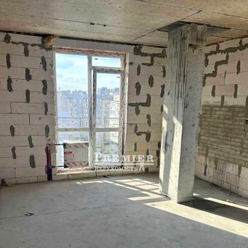 Продам простору 2 кімнату квартиру в новому ЖК на Сахарова
