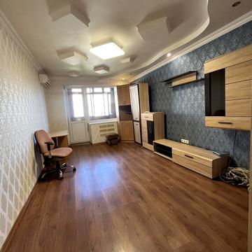 Академіка Глушка, 5Б