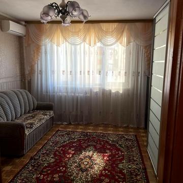 Небесної Сотні просп. (Маршала Жукова), 5а
