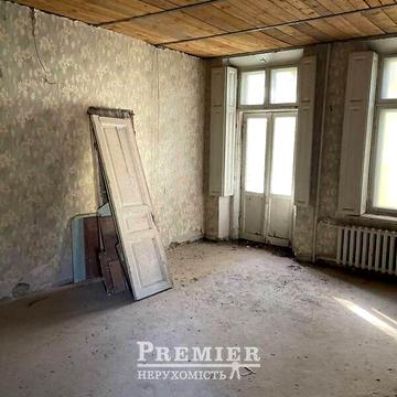Продаж 3к Квартира Катерининська площа