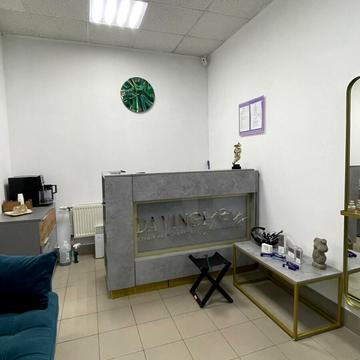 Міцкевича пл., 8