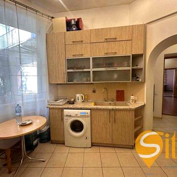 Продаж 3 кімнатної квартири, центр, вулиця Мартовича