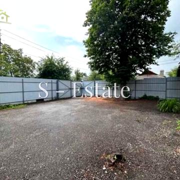 Нарвська вул., 1