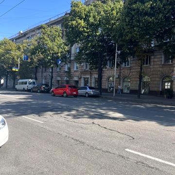 Соборний просп. (Леніна), 58