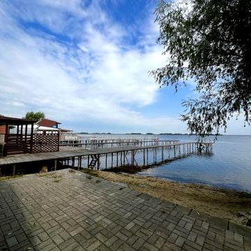 Терміновий продаж причалу №3 біля Робінзона з двома будиночками!