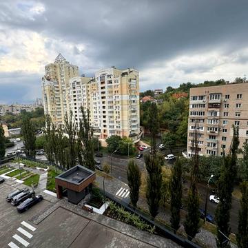 Мокра вул. (Кудряшова), 8-Б