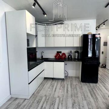 Олени Пчілки вул., 7
