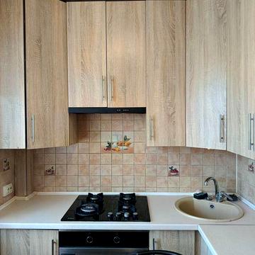 Продам 2 квартиру на 8 поверсі, вул.6Грудня 143/3