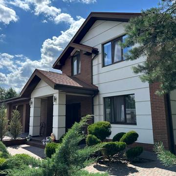 індустріальна, 18