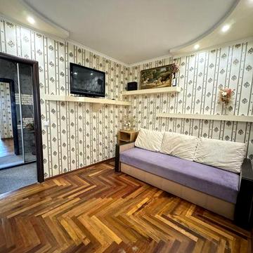 Аренда 1ком.кв переланированная в 2х ком.по ул. Староднепровская 7500г