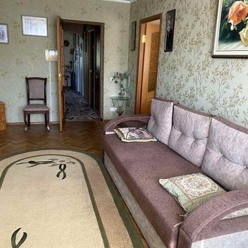 Продаж 3 кімнатної квартири 62.2 м²
