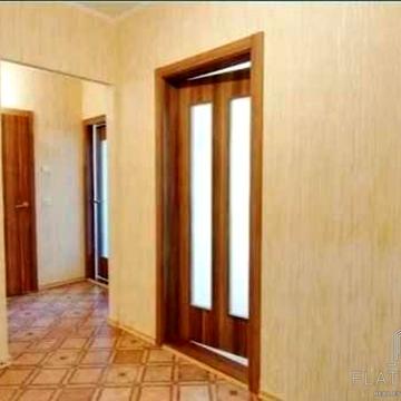 Коноплянська вул., 22