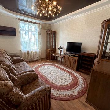 Продажа добротной 3-ки ул Бугский Бульвар 65м2