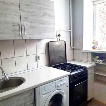 В оренду 1-кімнатна квартира вул. Хворостянка