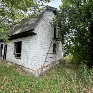 Продам будівлю без внутрішніх робіт