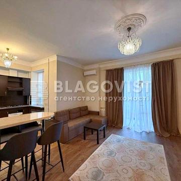Продаж 2-х кімн кв-ри вул.Антоновича Володимира(Горького)25 Сталінка