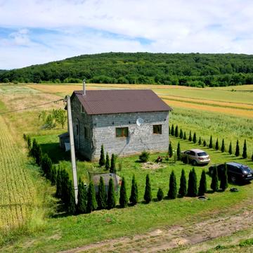Лесі Українки, 30