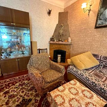 Усатівська вул., 26
