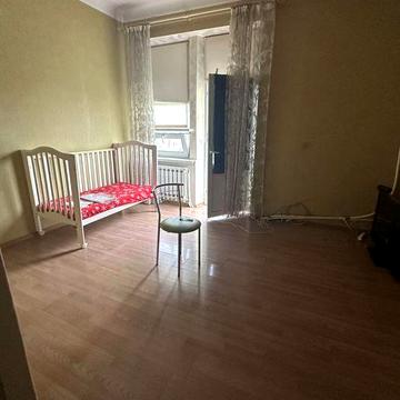 Продам 1 кімнатну квартиру в райне Варуса
