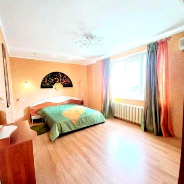 Кошица 9Б,  простора 3к квартира, м Позняки 15 хвилин !