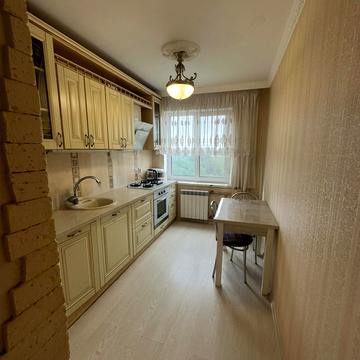 Вадима Жукова вул. (Бєляєва), 10