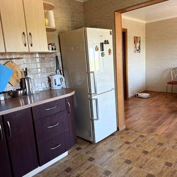 Продам 3 кімнатну квартиру 4 м-н ,Буд 41-А