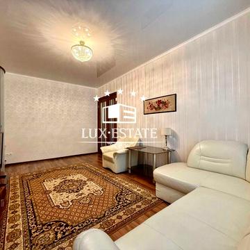 Продажа 3-комнатной квартиры на Кузнечной 32. Центр!