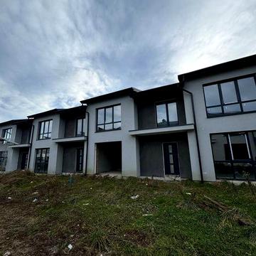 Танхаус за вигідною ціною