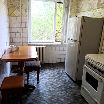 Слобожанський просп. (ім. газети Правда), 81