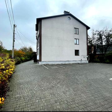 Данила Галицького вул. (40-річчя Перемоги), 17Б